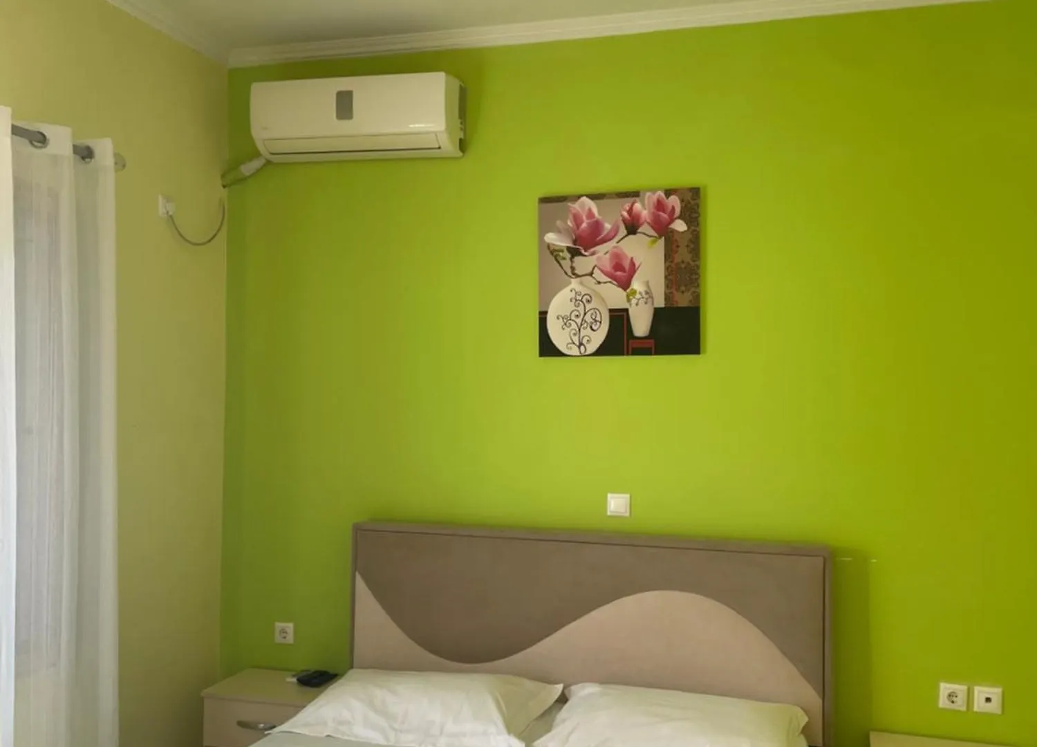 Holiday Apartment فلورا
